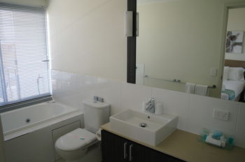 Monaco - Darwin Holiday 1