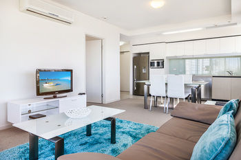 Monaco - Darwin Holiday 25