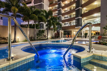 Monaco - Darwin Holiday 28