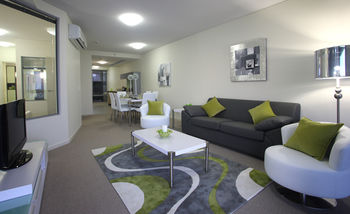 Monaco - Darwin Holiday 39