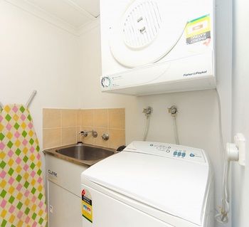 Waldorf Eastwood Residential Apartments - Darwin Holiday 9