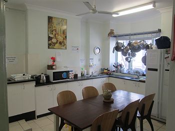 Casa Central Accommodation - Hostel - Darwin Holiday 0