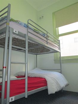 Casa Central Accommodation - Hostel - Darwin Holiday 1
