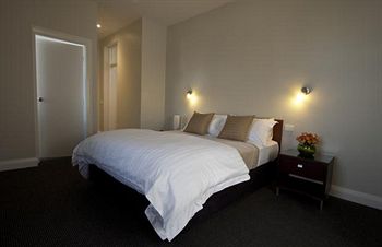 The Huskisson - Darwin Holiday 2