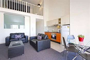 Ryals Serviced Apartments Camperdown - Darwin Holiday 7