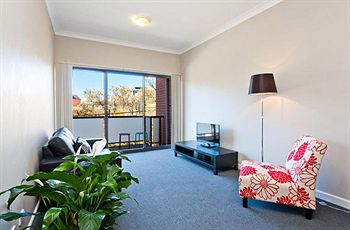 Ryals Serviced Apartments Camperdown - Darwin Holiday 10