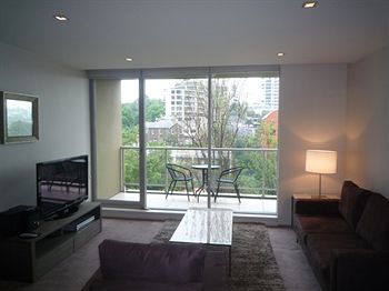 Wyndel Apartments - Harbour Watch - Darwin Holiday 2
