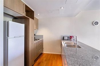 Wyndel Apartments - Harbour Watch - Darwin Holiday 3
