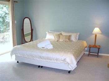 House Of Laurels - Darwin Holiday 27