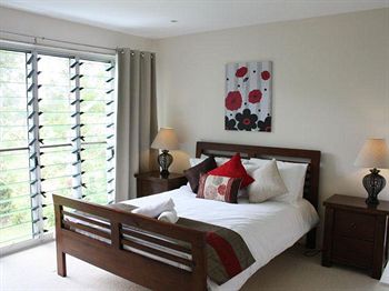 House Of Laurels - Darwin Holiday 33