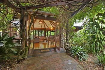 The African Cottage - Darwin Holiday 14