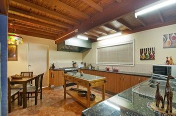 The African Cottage - Darwin Holiday 20