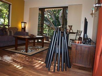 The African Cottage - Darwin Holiday 0