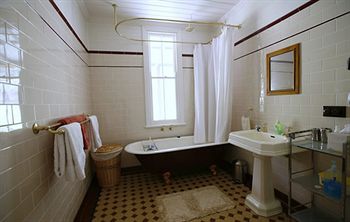 Singletons Retreat - Darwin Holiday 3