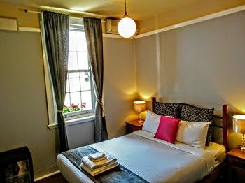 Sydney Harbour Bed & Breakfast - Darwin Holiday 47