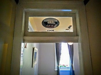 Sydney Harbour Bed & Breakfast - Darwin Holiday 48