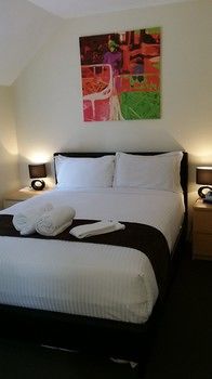 Sydney Harbour Bed & Breakfast - Darwin Holiday 50