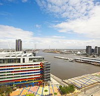 Astra Apartments - Docklands - Darwin Holiday