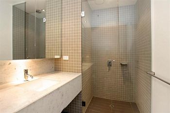 Astra Apartments - St Kilda Rd - Darwin Holiday 6