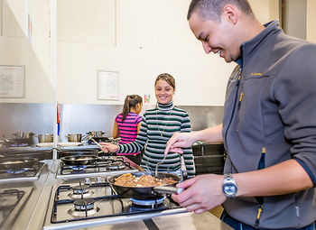 Discovery Melbourne Hostel - Darwin Holiday 1