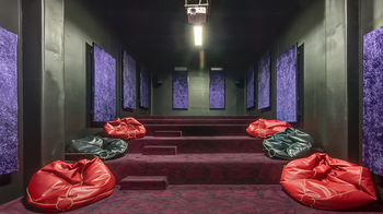 Discovery Melbourne Hostel - Darwin Holiday 3