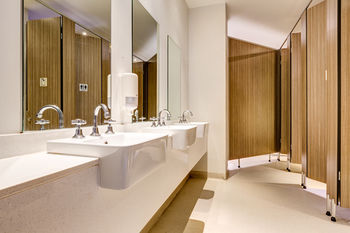 Discovery Melbourne Hostel - Darwin Holiday 8