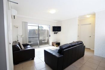 Bluegum Apartments - Darwin Holiday 17