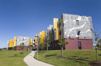 Western Sydney University Village Penrith - Darwin Holiday 8