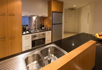Accent Accommodation At Docklands Melbourne - Darwin Holiday 3