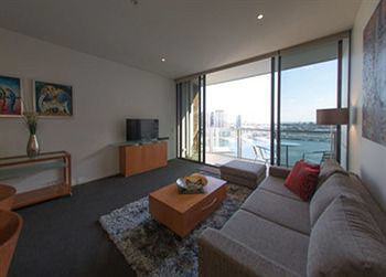Accent Accommodation At Docklands Melbourne - Darwin Holiday 23
