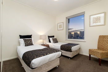 Gem Apartments - Darwin Holiday 2