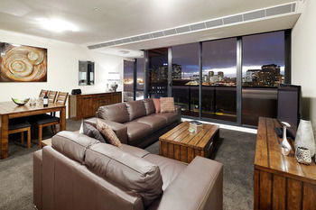 Gem Apartments - Darwin Holiday 13