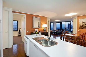 Gem Apartments - Darwin Holiday 42