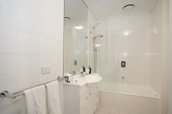 Gem Apartments - Darwin Holiday 54