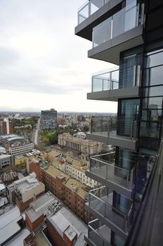 Apartments Melbourne Domain - CBD - Darwin Holiday 0