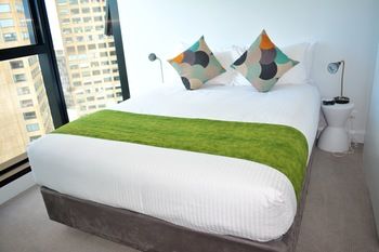 Apartments Melbourne Domain - CBD - Darwin Holiday 8