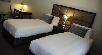 Riverside Oaks Golf Resort - Darwin Holiday 7