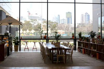 Art Series - The Larwill Studio - Darwin Holiday 14