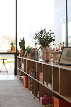 Art Series - The Larwill Studio - Darwin Holiday 20