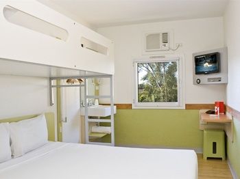 Ibis Budget Fawkner - Darwin Holiday 2
