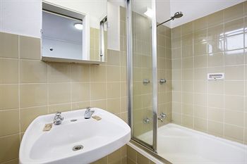 Fairfield East NSW Darwin Holiday