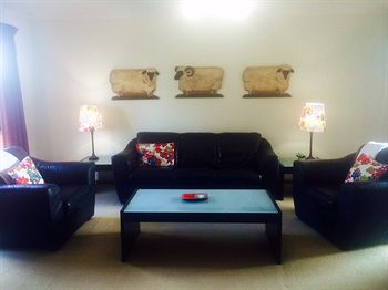 Australian Home Away @ East Doncaster George - Darwin Holiday 1