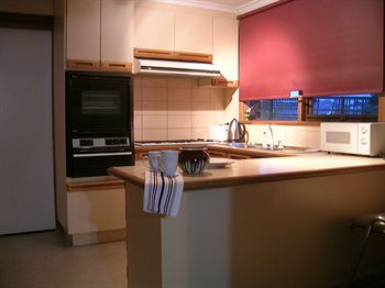 Australian Home Away @ East Doncaster George - Darwin Holiday 7