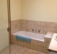 Australian Home Away  Doncaster Elgar - Darwin Holiday