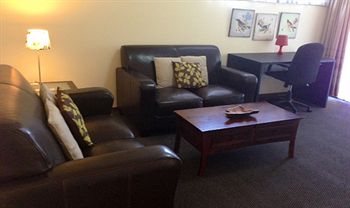 Australian Home Away @ Doncaster Elgar - Darwin Holiday 2