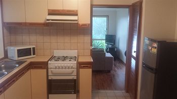 Australian Home Away @ East Doncaster Andersons Creek 1 - Darwin Holiday 11