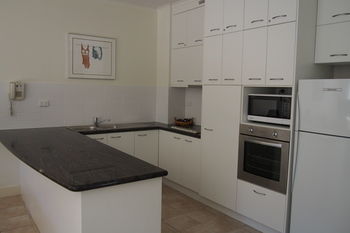 Mirra Chana - Darwin Holiday 21