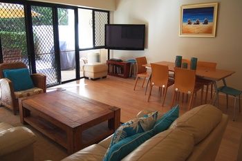 Mirra Chana - Darwin Holiday 23