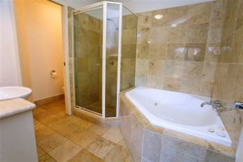 Mirra Chana - Darwin Holiday 36