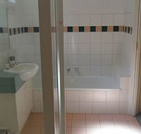 Australian Home Away  Box Hill 21